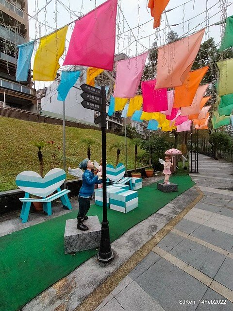 「新店碧潭風景區鬱金香花海」(Tulid blossoms at Pi lake), Hsinpei city, North Taiwan, SJKen, Feb 14, 2022.