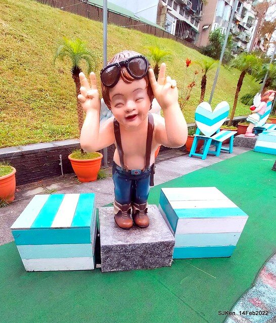 「新店碧潭風景區鬱金香花海」(Tulid blossoms at Pi lake), Hsinpei city, North Taiwan, SJKen, Feb 14, 2022.