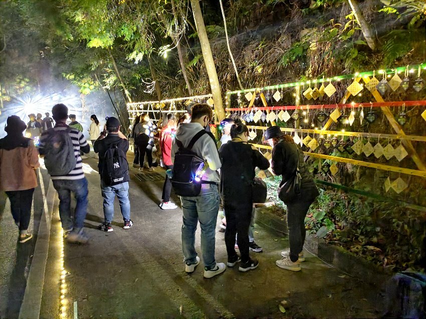 【2022埔里森林逐燈祭攻略】地母廟哲學之路五大展區、二大互動區，今年必遊的森林燈會!