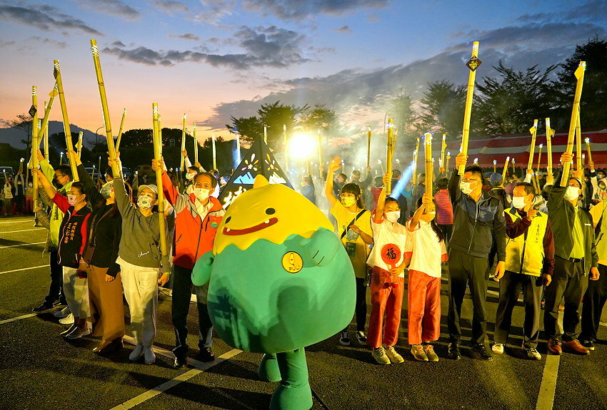 【2022埔里森林逐燈祭攻略】地母廟哲學之路五大展區、二大互動區，今年必遊的森林燈會!