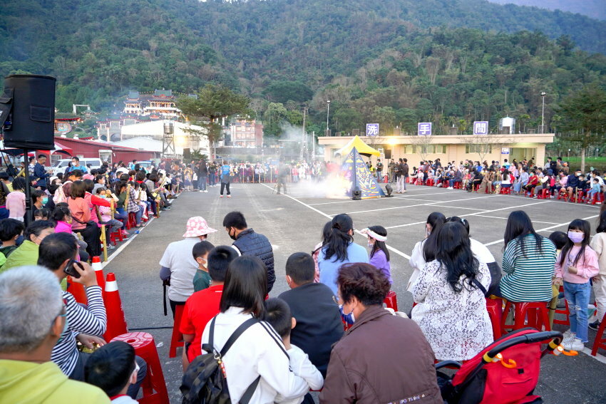 【2022埔里森林逐燈祭攻略】地母廟哲學之路五大展區、二大互動區，今年必遊的森林燈會!