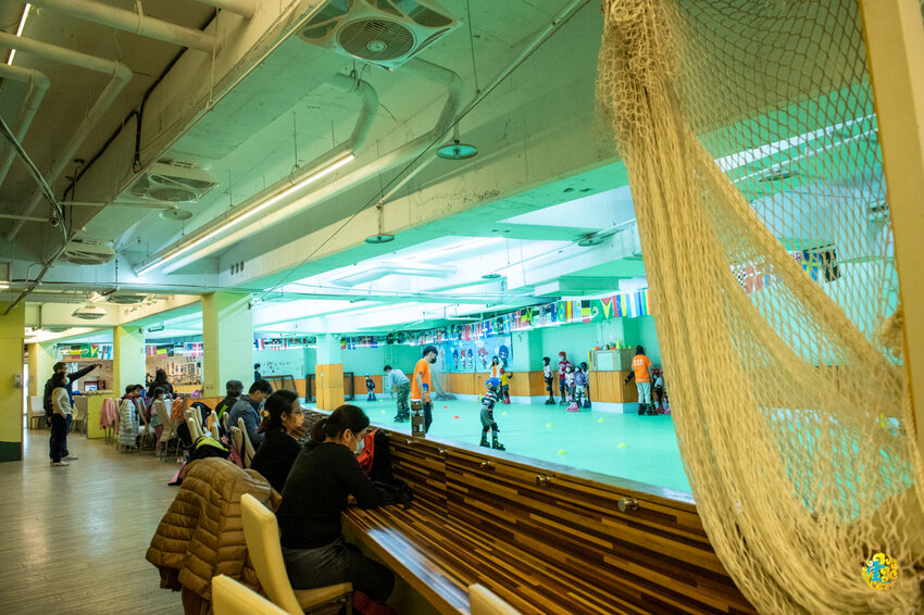 台北內湖室內直排輪教學，全台唯一專為兒童打造的室內運動場