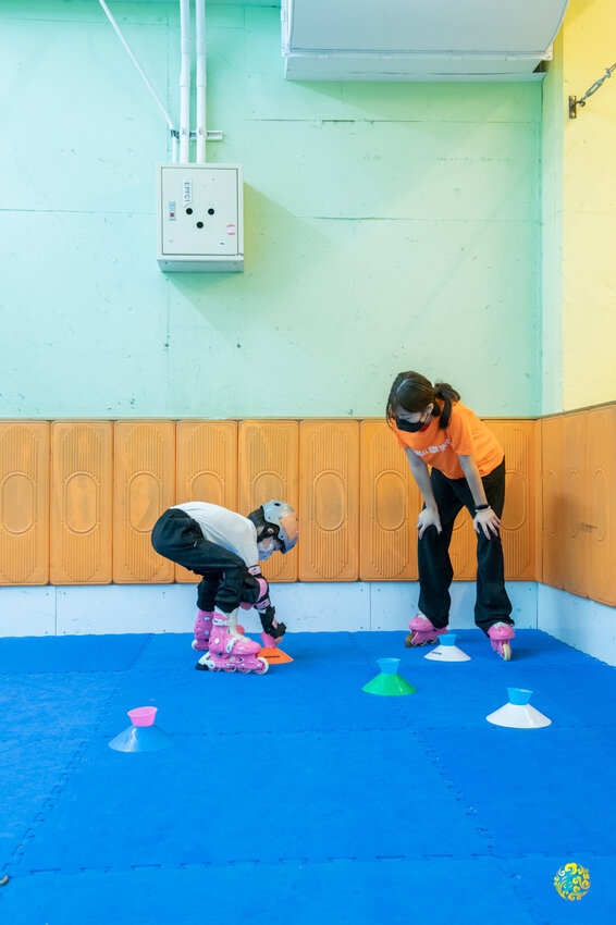 台北內湖室內直排輪教學，全台唯一專為兒童打造的室內運動場