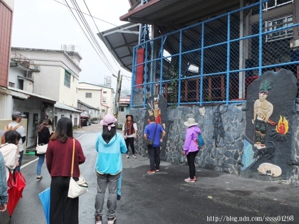 高雄茂林區景點。多納部落。探訪茂林深山處的秘境部落 親見傳統岩板建築石板屋 一座渾然天成的藝術村！