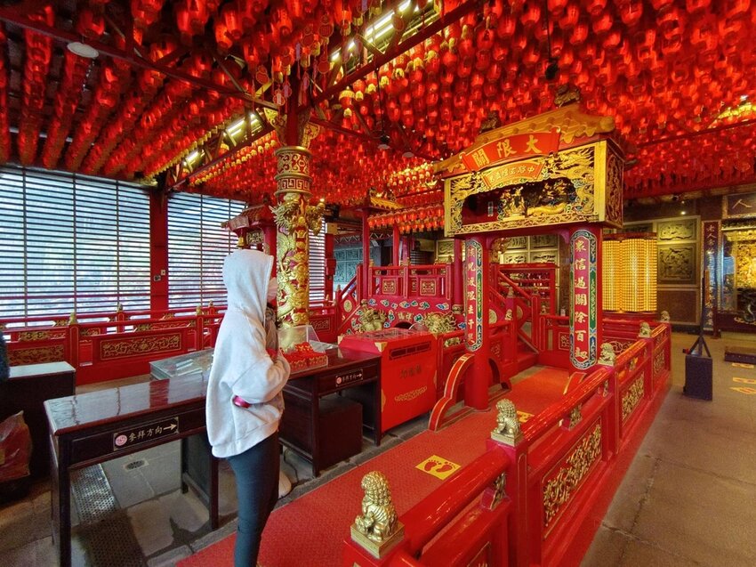 【新北.中和】小百岳no16南勢角山。標高302公尺烘爐地拜土地公+觀賞101夜景