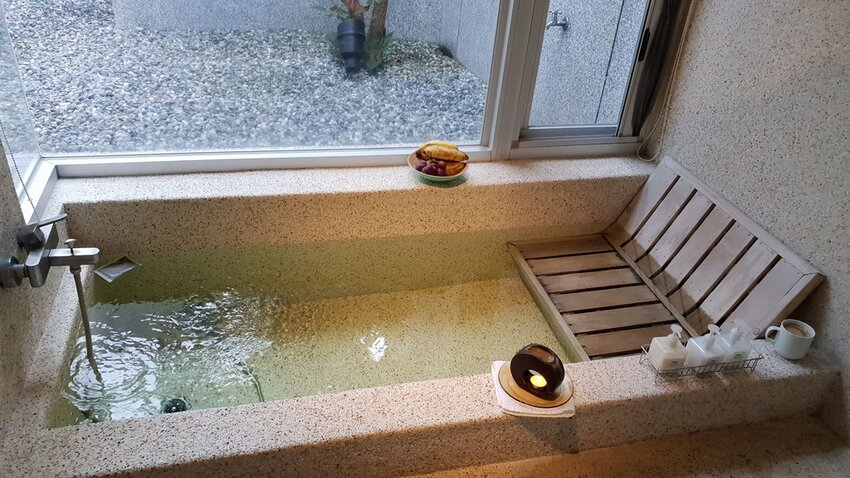 121500.jpg - 【花蓮.豐濱】後湖水月villa空中鏡面屋。可加人變四人房。寵物友善民宿大推日出美景