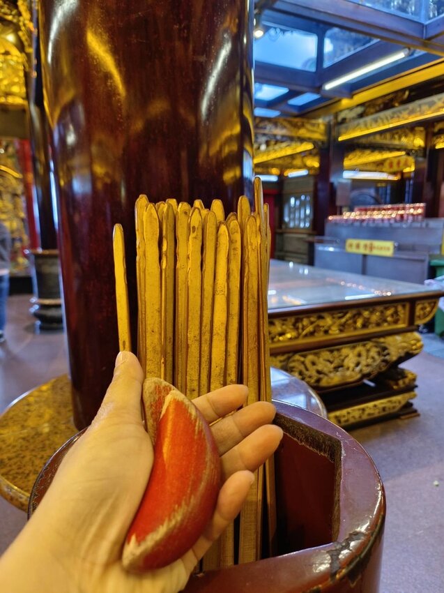 【新北.中和】小百岳no16南勢角山。標高302公尺烘爐地拜土地公+觀賞101夜景