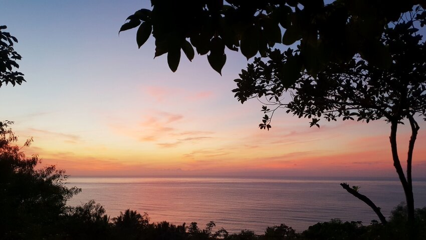 121510.jpg - 【花蓮.豐濱】後湖水月villa空中鏡面屋。可加人變四人房。寵物友善民宿大推日出美景