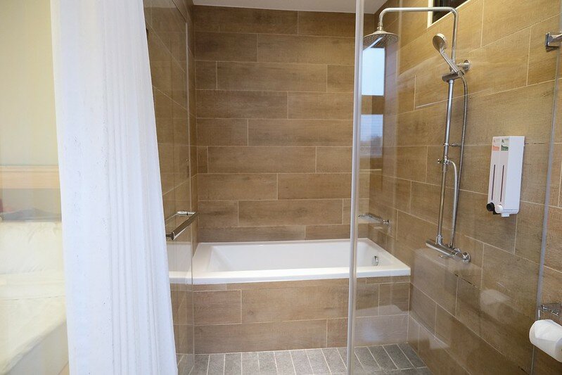 SNOW_20220201_195605_927