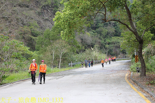 IMG_1332.jpg - 水雲吊橋 紅色的橋身橫跨汶水溪 20220213