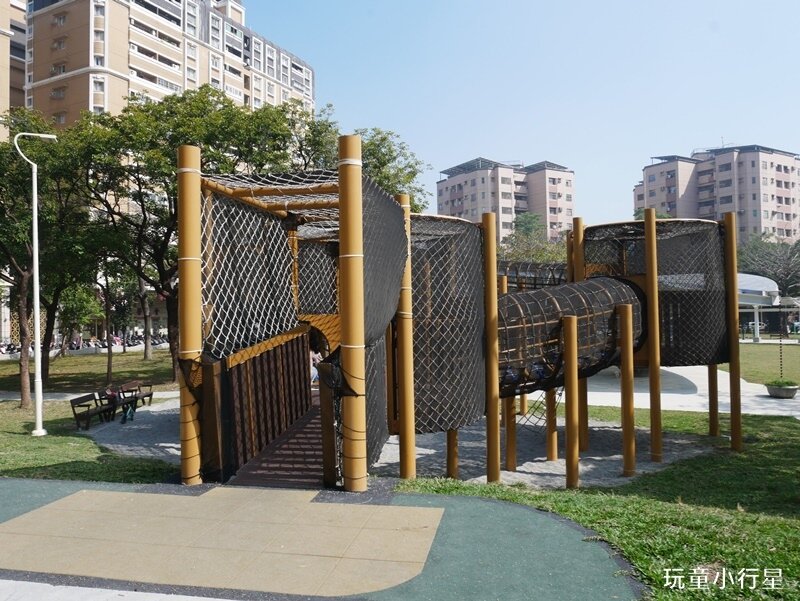 高雄左營福山公園｜高雄玩沙