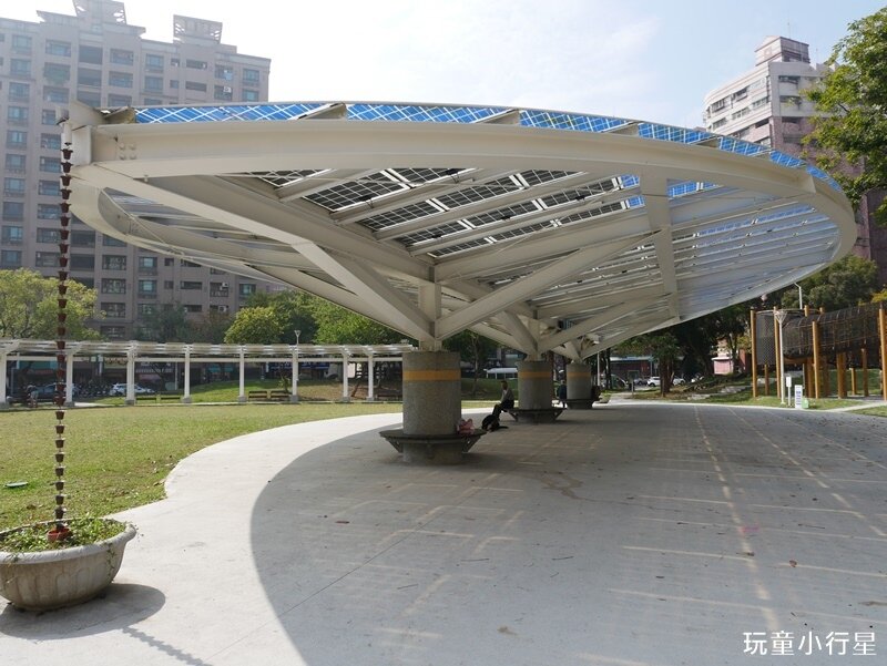 高雄左營福山公園｜高雄玩沙