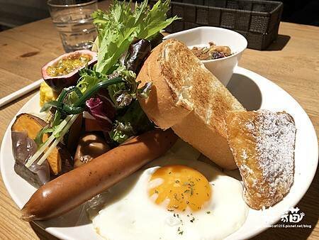 IMG_4335.jpg IMG_4335.jpg