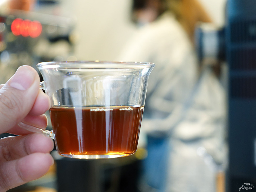 【Coffee Sind】有多肉作陪的迷你咖啡廳，好療癒～