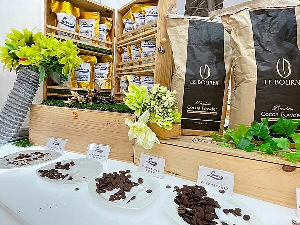 2022台北國際烘焙暨設備展:100%法國諾曼地綠山農場鮮奶油%2F發酵奶油,來自歐洲的新鮮保證,濃醇回甘的清甜風味│3%2F17(四)-3%2F20(日)南港展覽館1館│烘焙鮮奶油推薦、亞洲指標性烘焙展會、舒心烘焙療癒你心