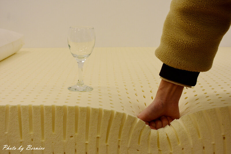 0124 乳膠床墊06.jpg