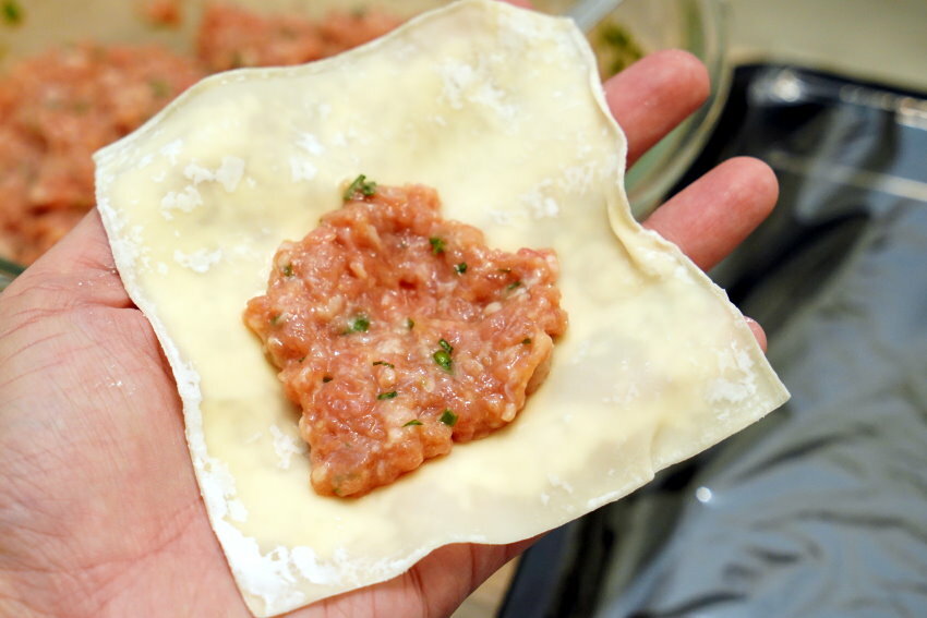 【食譜】餛飩包法、做法比例．內餡加一配料，口味升級!