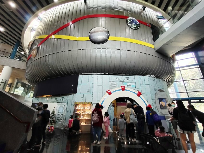 【臺南親子景點】南瀛天文館.火箭溜滑梯、3D星象劇場好玩又精彩!
