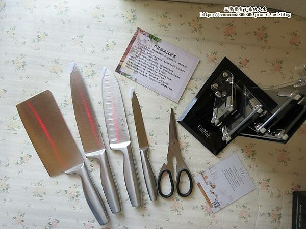 廚房刀具推薦【義大利CUOCO】420 薩丁尼亞不鏽鋼刀具6件組 4刀1剪好收納 輕鬆整理食材 質感嚴選