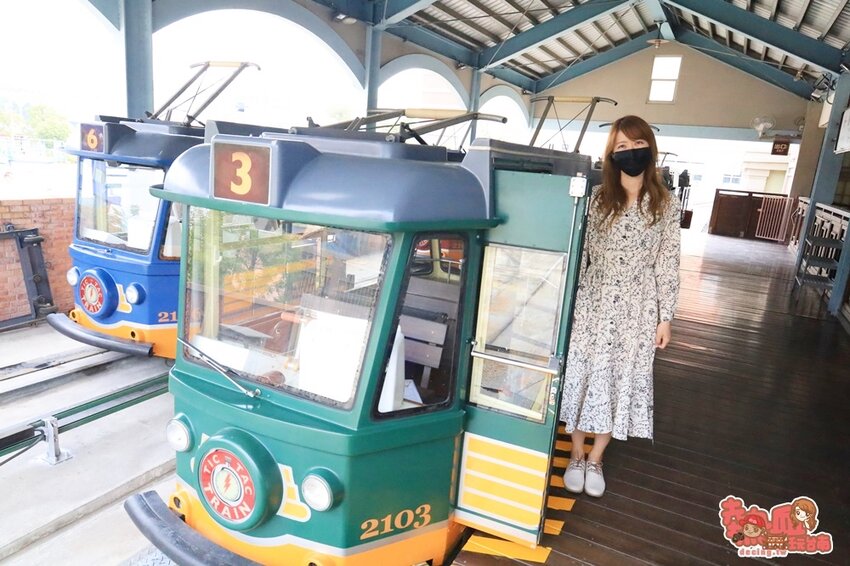 【高雄景點】全台最強美式生活Outlets！超過220間店家進駐，還有全台最大的VR虛擬實境樂園：SKM Park - 熱血玩台南。跳躍新世界