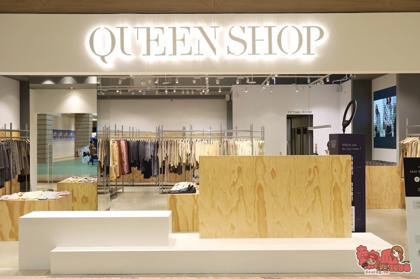 【高雄景點】全台最強美式生活Outlets！超過220間店家進駐，還有全台最大的VR虛擬實境樂園：SKM Park - 熱血玩台南。跳躍新世界