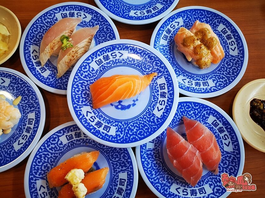 【高雄景點】全台最強美式生活Outlets！超過220間店家進駐，還有全台最大的VR虛擬實境樂園：SKM Park - 熱血玩台南。跳躍新世界