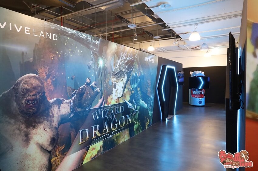 【高雄景點】全台最強美式生活Outlets！超過220間店家進駐，還有全台最大的VR虛擬實境樂園：SKM Park - 熱血玩台南。跳躍新世界