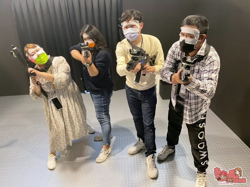 【高雄景點】全台最強美式生活Outlets！超過220間店家進駐，還有全台最大的VR虛擬實境樂園：SKM Park - 熱血玩台南。跳躍新世界