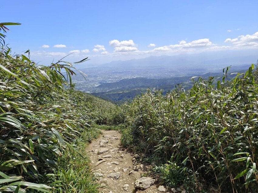 【宜蘭.礁溪】最美網美山抹茶山{聖母登山步道}來回10公里爬升770公尺