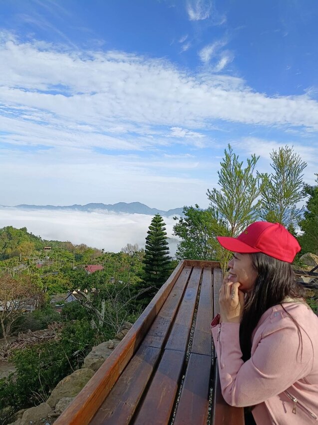 【台南.楠西區】伍龍登山口停車場直奔獵鷹尖+梅嶺一線天。住宿:玉井微風栩栩晴意天空