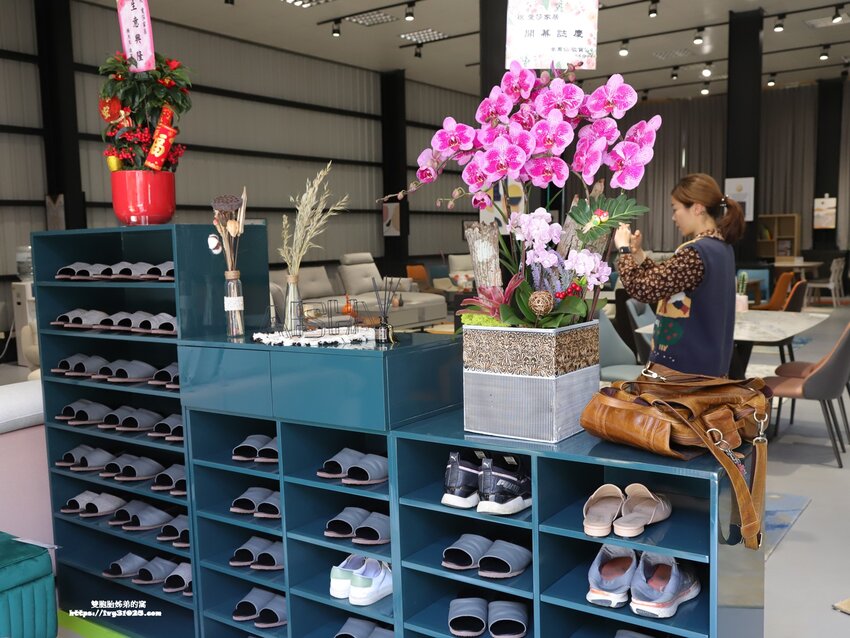 桃園沙發床墊推薦-愛莎家居沙發床墊龜山體驗館量身訂做擁有一個夢想的家