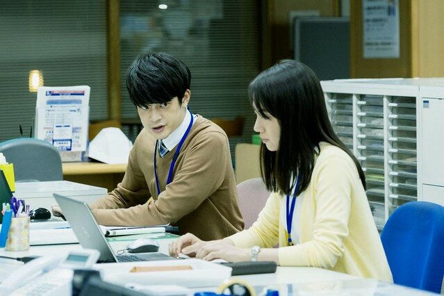 The movie posters & stills of 日本懸疑推理電影《那些得不到保護的人》(護られなかった者たちへ/In The Wake )will be launching in Taiwan from Apr 8, 2022 onwards.