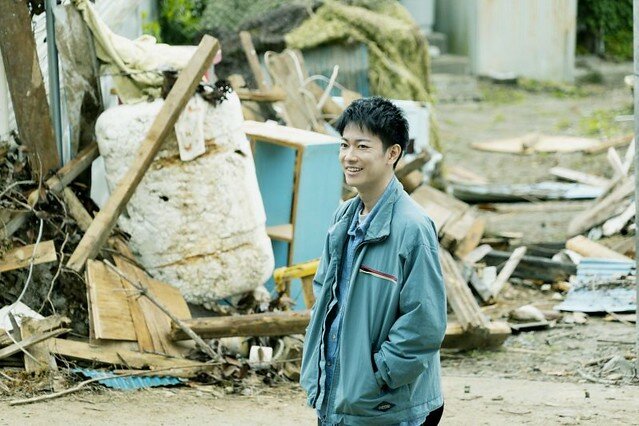 The movie posters & stills of 日本懸疑推理電影《那些得不到保護的人》(護られなかった者たちへ/In The Wake )will be launching in Taiwan from Apr 8, 2022 onwards.