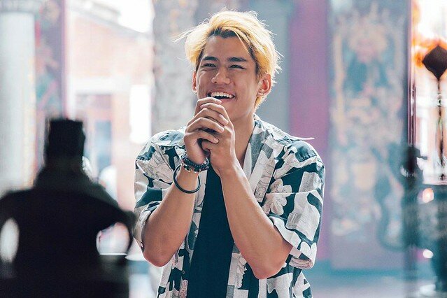 The posters & stills of Taiwan TV drama 2022公視年度喜劇《村裡來了個暴走女外科》(Mad Doctor) will be launching from May 7, 2022 onwards.