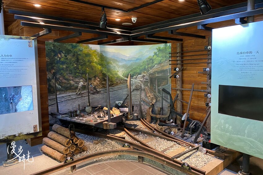 新北景點／烏來老街與烏來瀑布－原民特色山產小吃、烏來台車、溫泉街玩透透