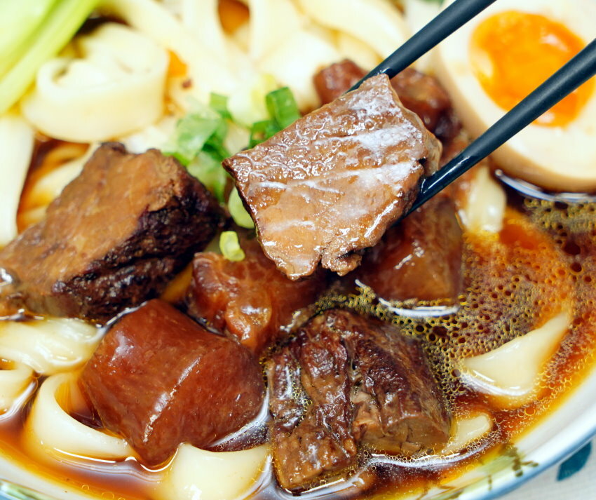 網購紅燒牛肉麵料理包5間品牌評比.混董創食、皇家傳承、晶華酒店、台北國賓、台北萬豪大PK!