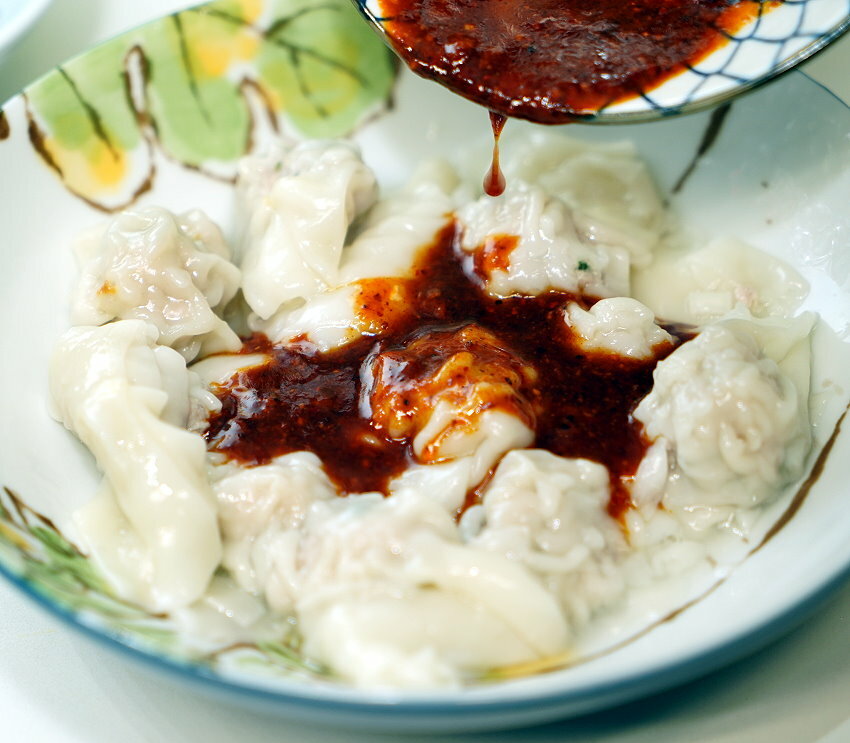 網路人氣辣椒醬評比．6款火鍋料理必備沾醬! 詹醬油潑辣子、椒麻堅果、鵝油辣椒、寧記辣椒、老干媽、扒扒飯