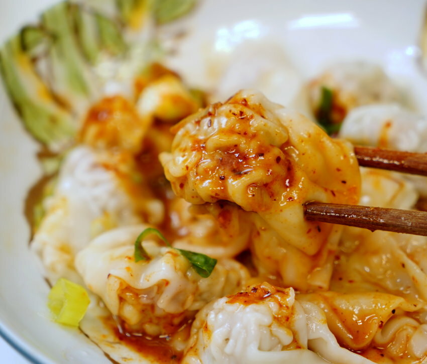 網路人氣辣椒醬評比．6款火鍋料理必備沾醬! 詹醬油潑辣子、椒麻堅果、鵝油辣椒、寧記辣椒、老干媽、扒扒飯