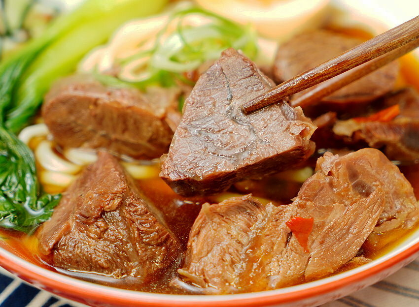 網購紅燒牛肉麵料理包5間品牌評比.混董創食、皇家傳承、晶華酒店、台北國賓、台北萬豪大PK!