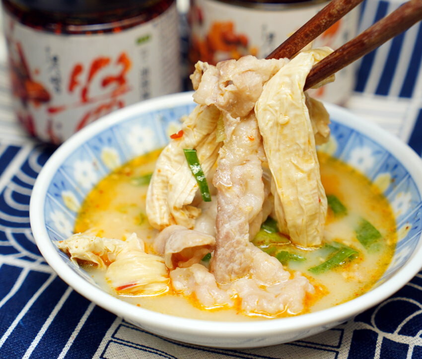 網路人氣辣椒醬評比．6款火鍋料理必備沾醬! 詹醬油潑辣子、椒麻堅果、鵝油辣椒、寧記辣椒、老干媽、扒扒飯