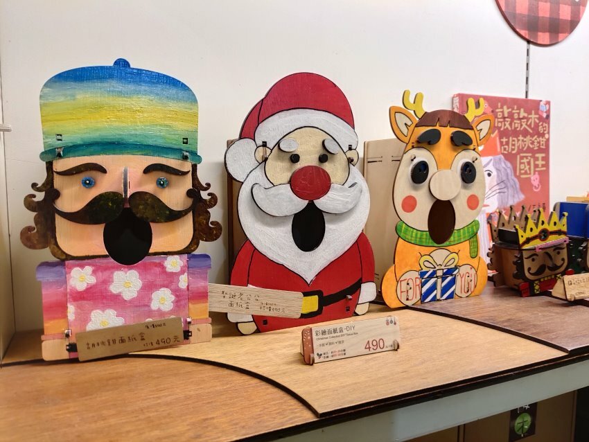 【南投親子景點】敲敲木工房．免門票、好停車，超好玩木製DIY手作體驗!