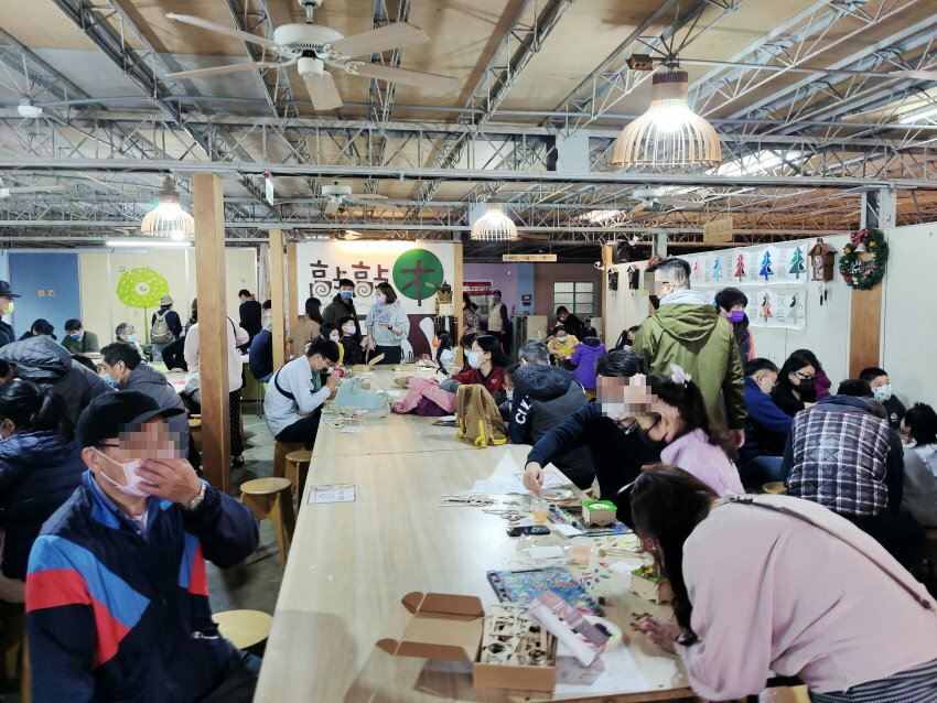 【南投親子景點】敲敲木工房．免門票、好停車，超好玩木製DIY手作體驗!