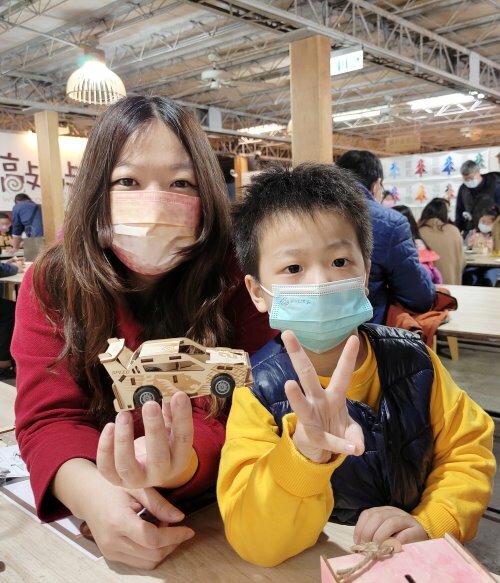 【南投親子景點】敲敲木工房．免門票、好停車，超好玩木製DIY手作體驗!
