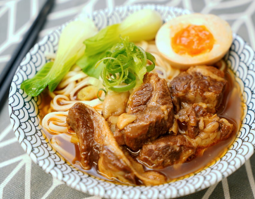 網購紅燒牛肉麵料理包5間品牌評比.混董創食、皇家傳承、晶華酒店、台北國賓、台北萬豪大PK!
