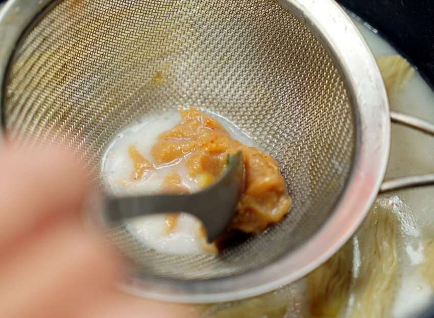 網路人氣辣椒醬評比．6款火鍋料理必備沾醬! 詹醬油潑辣子、椒麻堅果、鵝油辣椒、寧記辣椒、老干媽、扒扒飯