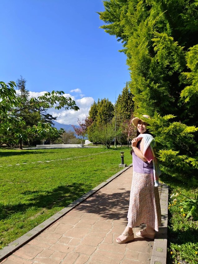 【台中.和平區】福壽山農場四月限定美景賞蘋果花+梨花+紫藤+小葉楓樹。遊客少漫步蘋果園超悠閒