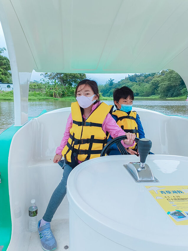 新竹青草湖 | 天鵝船遊湖，SUP立式水上活動市民享$100折扣外縣市折$50