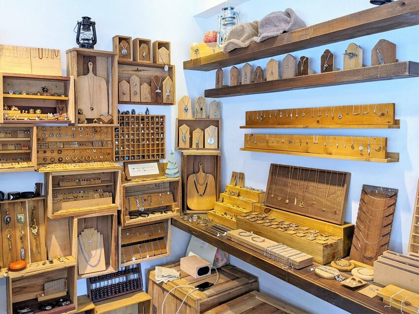 喵到了！迎春慶，五倍夠力，買不停｜五倍券還沒用完嗎？最優惠的活動在東區統領商圈！發票登錄活動就抽PS5！東區逛街推薦、五倍券優惠推薦 - 佛系旅遊筆記