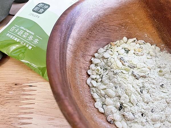 宅配美食開箱│MinVita百卡粥:營養師高敏敏親自研發-維他營養專科百卡餐,飲食控制神隊友,補充身體所需營養,又能控制熱量攝取|高飽足感、高營養價值、減重代餐吃得更健康│蔬菜多多、菇菇多多、