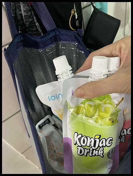 iOiO食在愛我 超口感蒟蒻 蒟蒻飲 蒟蒻推薦 飲料推薦 飲料開箱 能量飲 果凍推薦 開箱 維生素C 膳食纖維 拌手禮 年節禮盒推薦  十全果醋